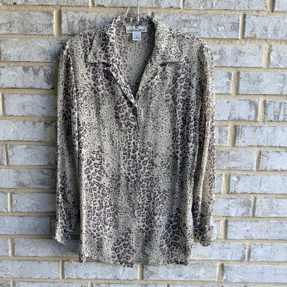 Donna Gray Semi-Sheer 100% Silk Animal Print Long Sleeve Blouse Size S.